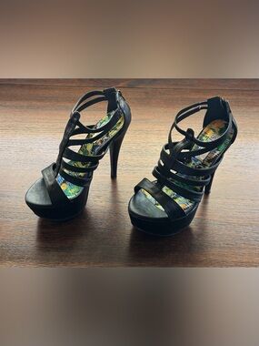 Shi by JOURNEYS Black Strappy Platform Stiletto Heels with Multicolor Insole